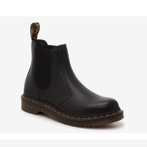 Dr. Martens Women's 2976 Chelsea Boot